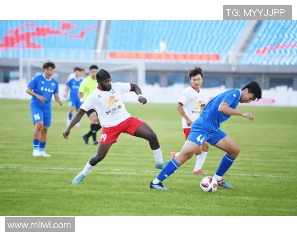 足球洗脚的独特魅力与文化内涵探讨让我们重新认识这项运动的深层次价值